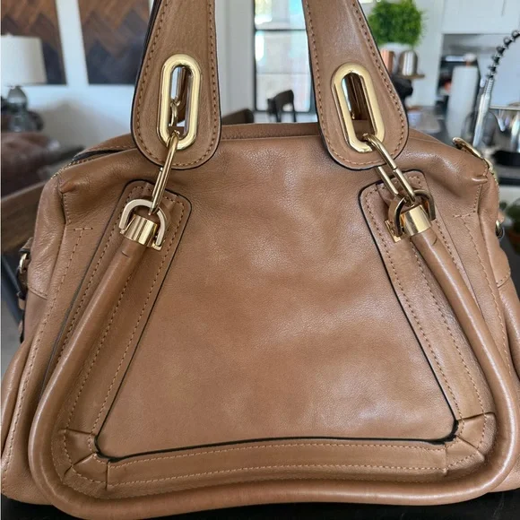 Chloe Paraty Medium Leather Shoulder Bag - Picture 2 of 14